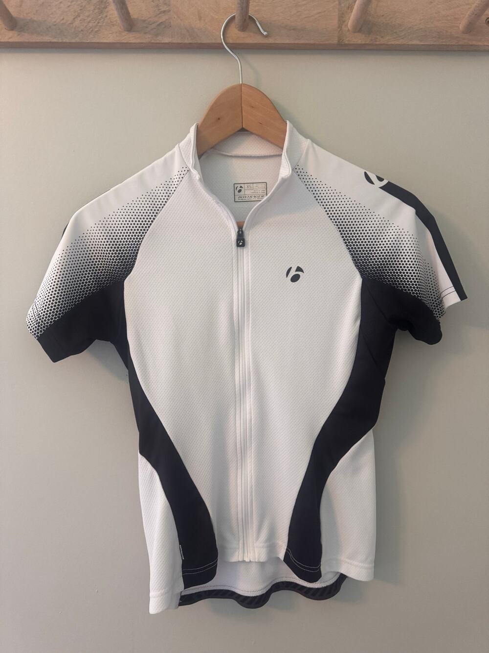 Bontrager Women's Cycling Jersey XS White Black Full Zip Rear Pockets EUC